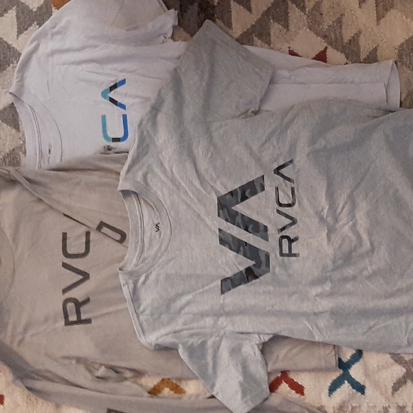 3 For 1 RVCA Shirts Bundle - Picture 4 of 4